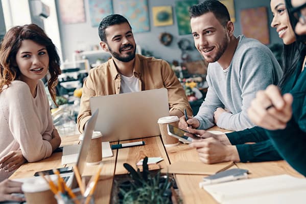 Integración Perfecta con Herramientas Colaborativas